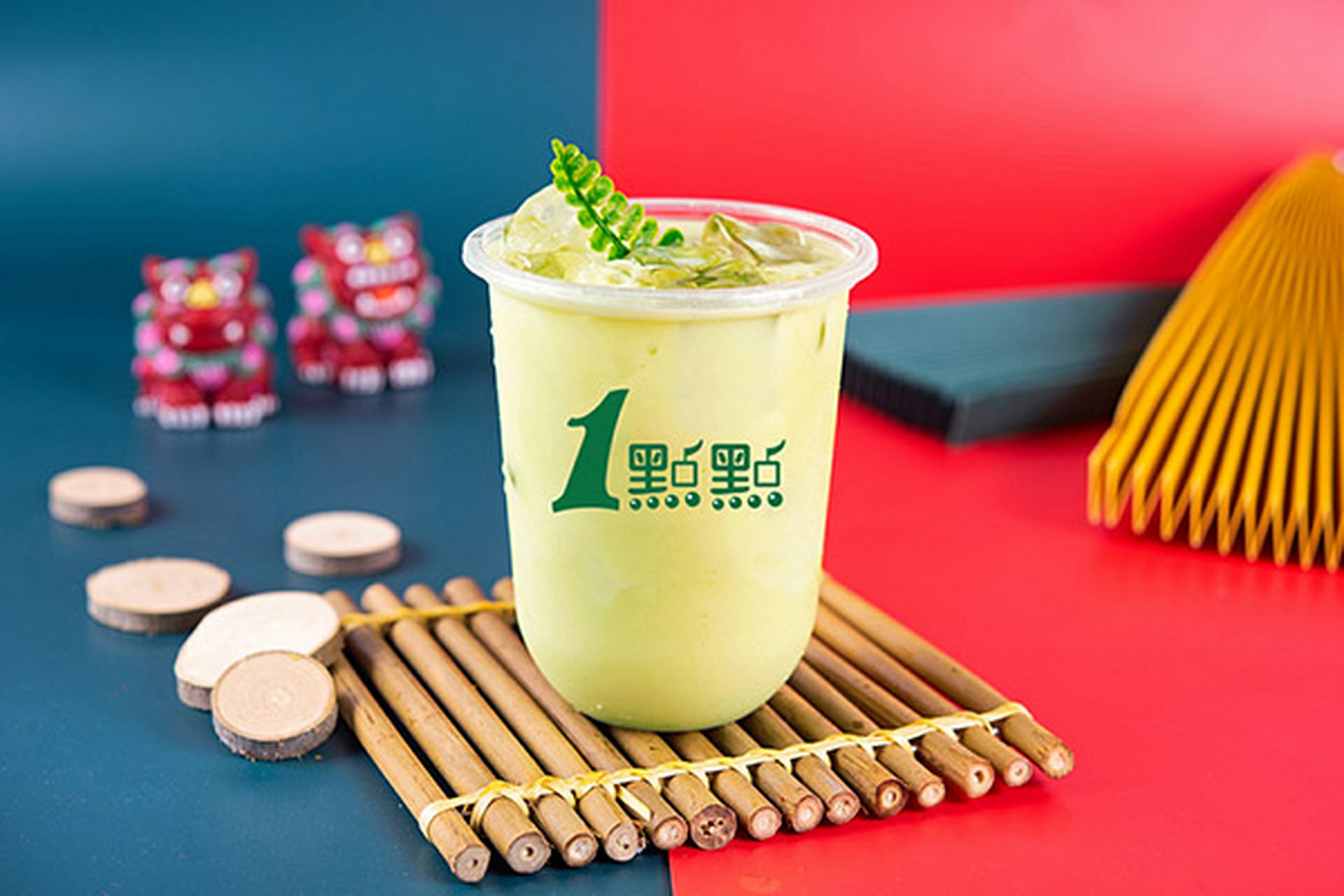 一點(diǎn)點(diǎn)加盟店要多少錢，一點(diǎn)點(diǎn)奶茶加盟費(fèi)多少錢