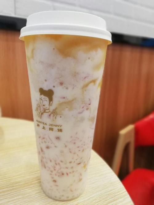 滬上阿姨奶茶怎么加盟，阿姨奶茶加盟官方網(wǎng)站