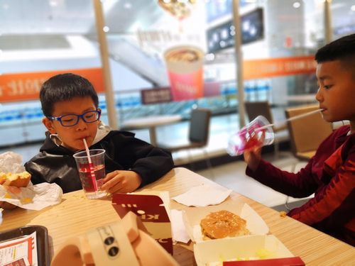 加盟肯德基現(xiàn)在多少錢，縣城加盟肯德基店大概需要多少錢