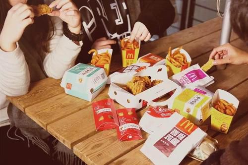 在縣城加盟麥當(dāng)勞多少錢，麥當(dāng)勞縣級市能加盟嗎