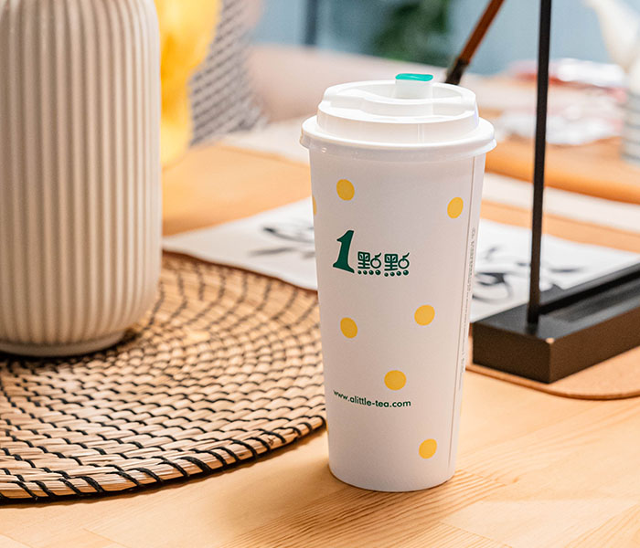 一點(diǎn)點(diǎn)奶茶加盟一共需要多少成本,一點(diǎn)點(diǎn)奶茶加盟店應(yīng)該怎樣加盟