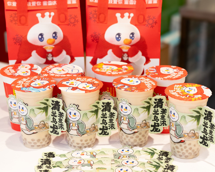 蜜雪冰城加盟費(fèi)什么價(jià)格，蜜雪冰城鄉(xiāng)鎮(zhèn)加盟賺錢嗎