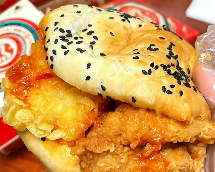  塔斯汀店加盟費(fèi)多少錢(qián)，如何加盟塔斯汀比較全