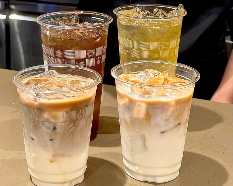 霸王茶姬加盟費(fèi)要收取多少錢，縣城開霸王茶姬需要多少資金
